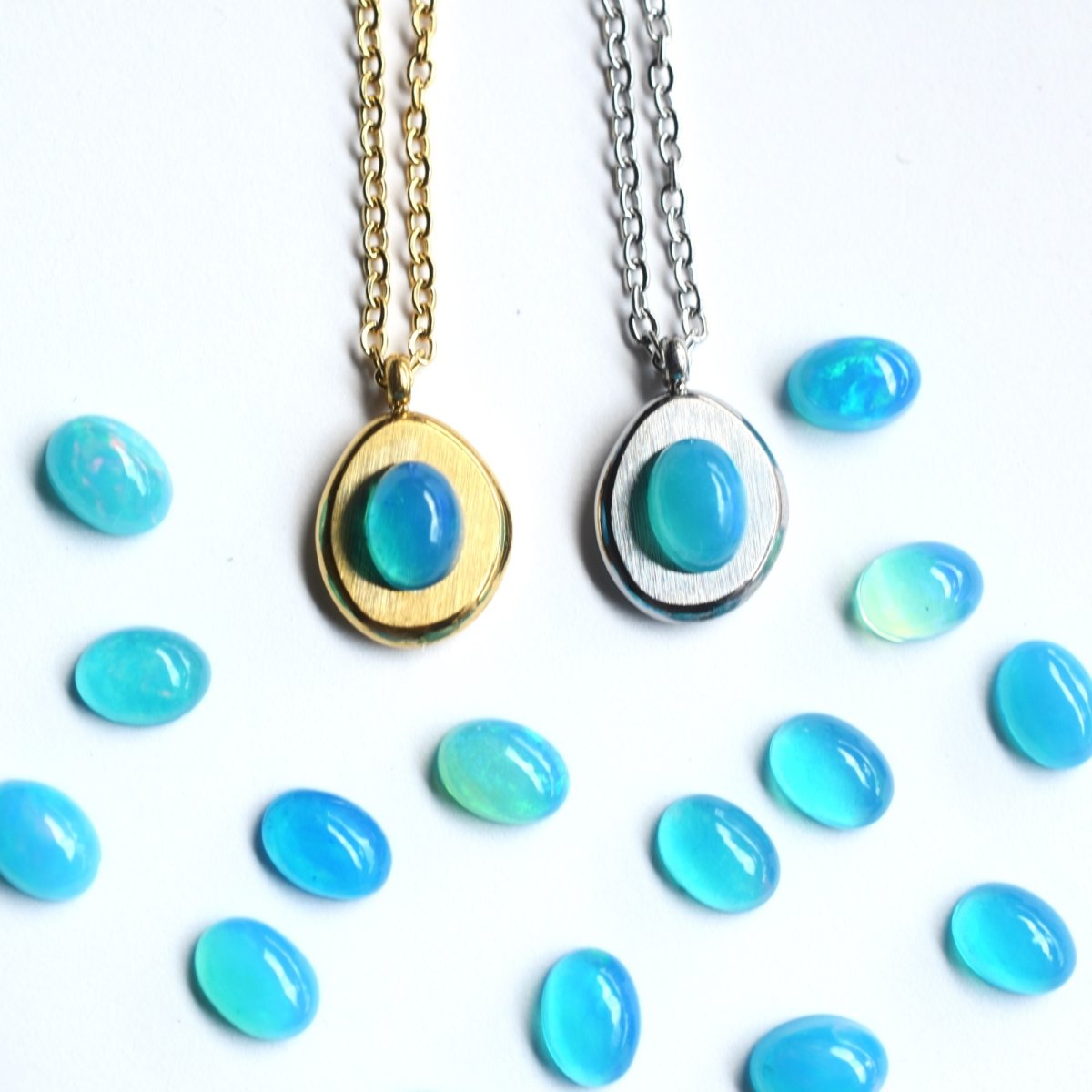 画像7: 夏の新作【限定数】希少！　アクアブルー　エチオピア産　ウェロオパール　カボション　サージカルステンレスネックレス (7)