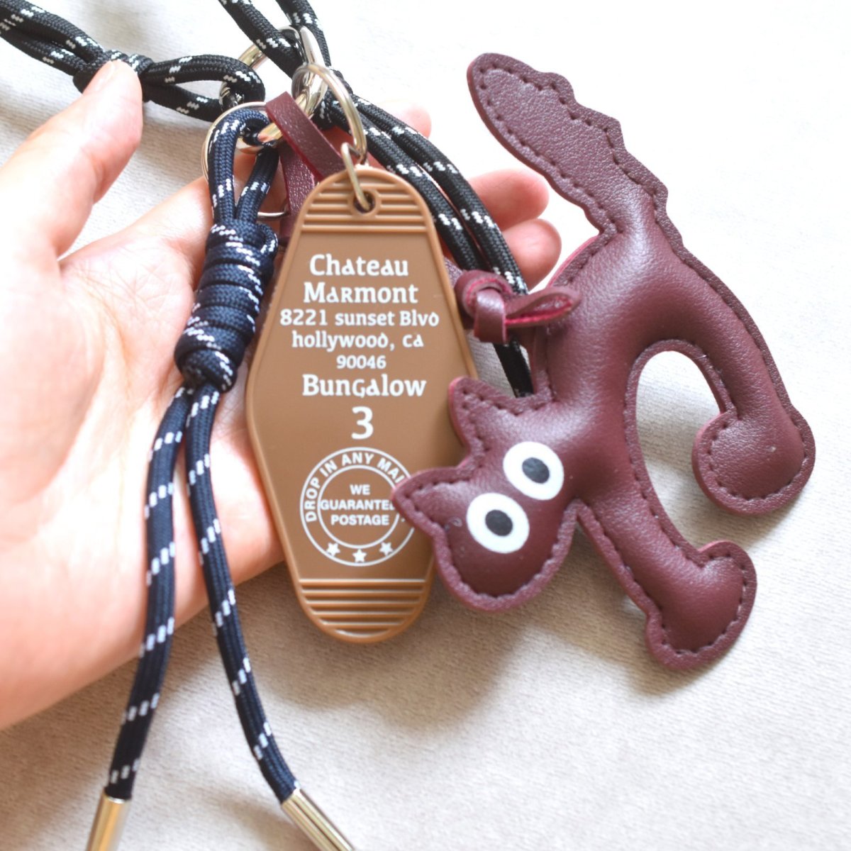 画像7: 夏の新作【限定数・選べる】にゃ！　おどろきネコ　ブラック系　ハンドストラップ・バッグチャーム  (7)