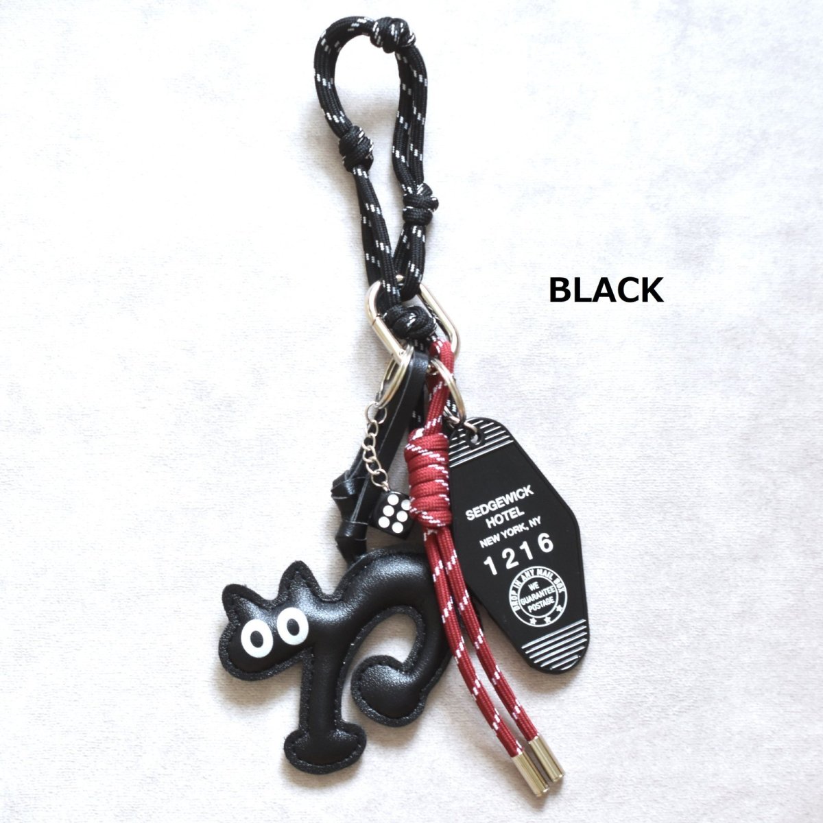 画像3: 夏の新作【限定数・選べる】にゃ！　おどろきネコ　ブラック系　ハンドストラップ・バッグチャーム  (3)