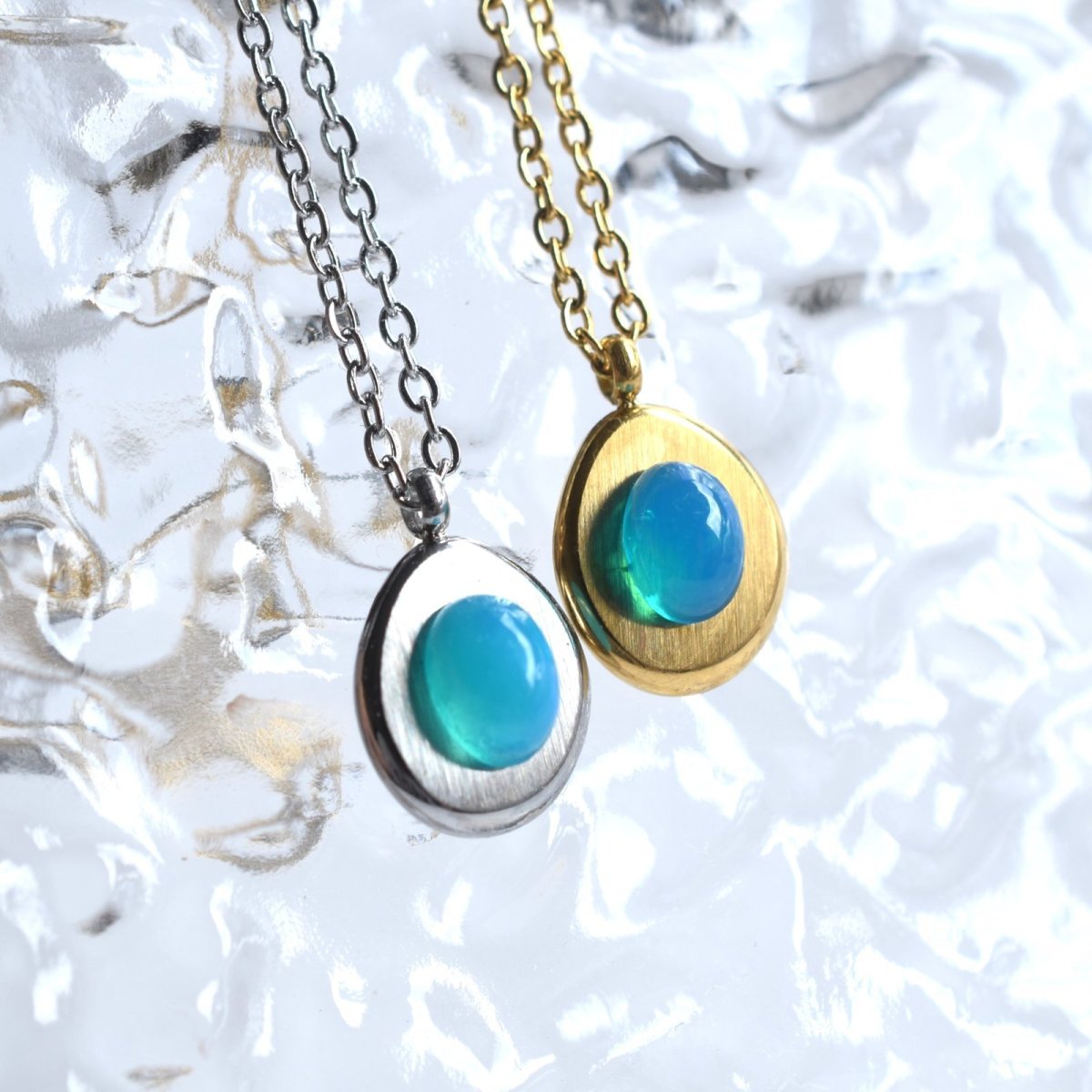 画像5: 夏の新作【限定数】希少！　アクアブルー　エチオピア産　ウェロオパール　カボション　サージカルステンレスネックレス (5)