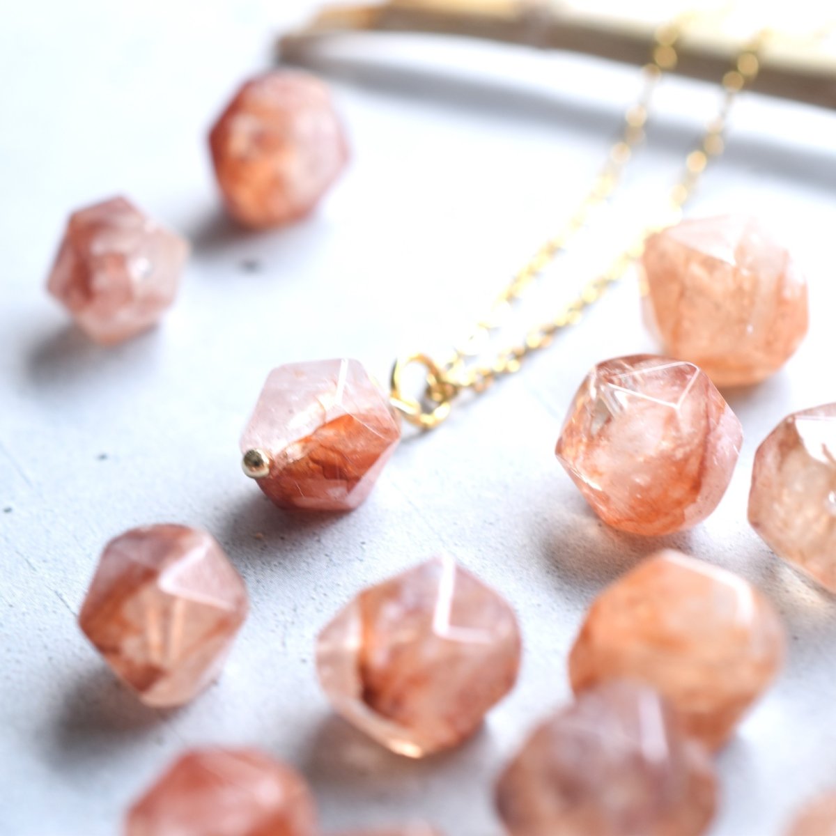 画像7: 新作【限定数】ヒマラヤ山脈パールヴァティー産 　マニカラン　水晶　サージカルステンレスネックレス (7)