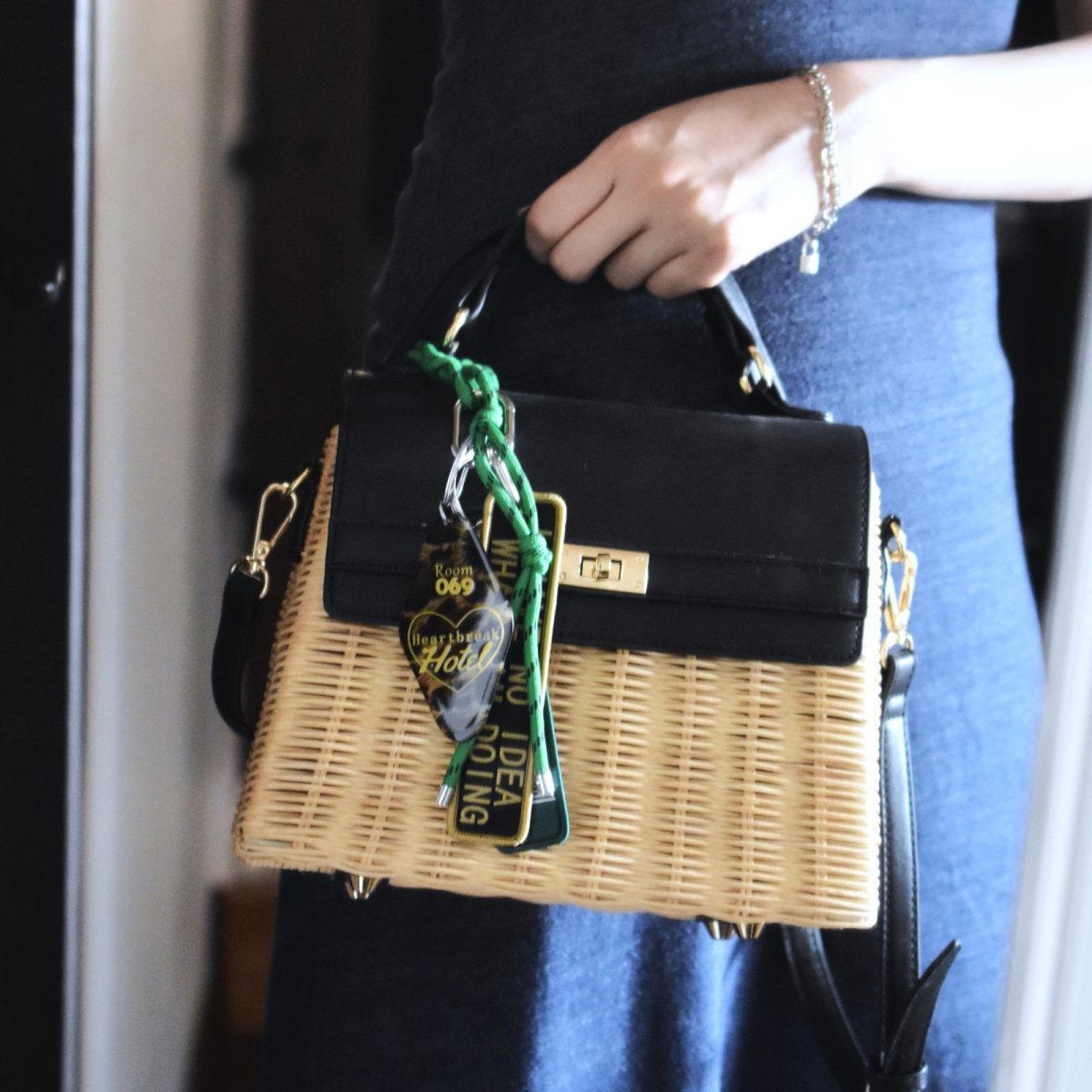 画像23: 人気柄追加！【限定・選べる】男女兼用！クラシックカラー　コード×アクリル　カラビナ　バッグチャーム  (23)