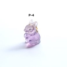 画像5: SALE【各限定１・選べる】マルチカラー　小さなうさぎ　カービング　フローライト　ステンレスネックレス50cm (5)