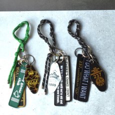 画像1: 人気柄追加！【限定・選べる】男女兼用！クラシックカラー　コード×アクリル　カラビナ　バッグチャーム  (1)