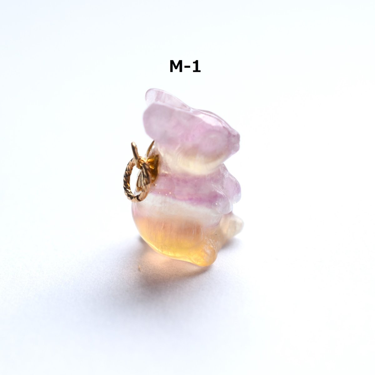 画像2: SALE【残り1.2.7】夕焼け色グラデーション　小さな野うさぎ　フローライト　ステンレスネックレス50cm  (2)