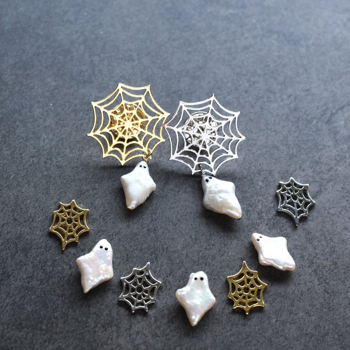 画像9: 秋の新作【数量限定】ハロウィン　お化け　淡水パール　と　クモの巣　ブローチ・ピン (9)