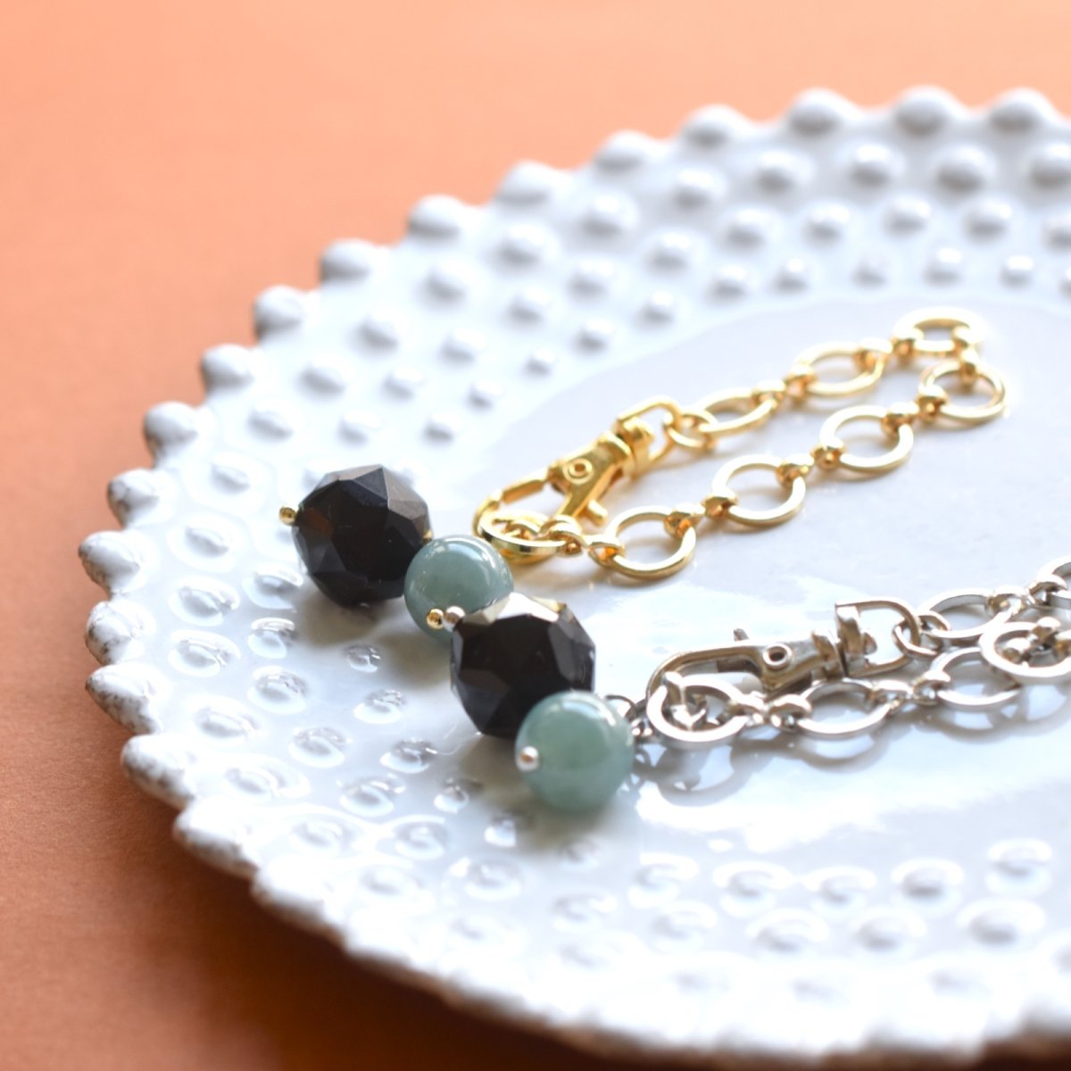 画像2: 秋の新作【選べる】AAAA　チベット産　天然モリオン(黒水晶）　と　本翡翠　お守り　スマホストラップ・バッグチャーム  (2)