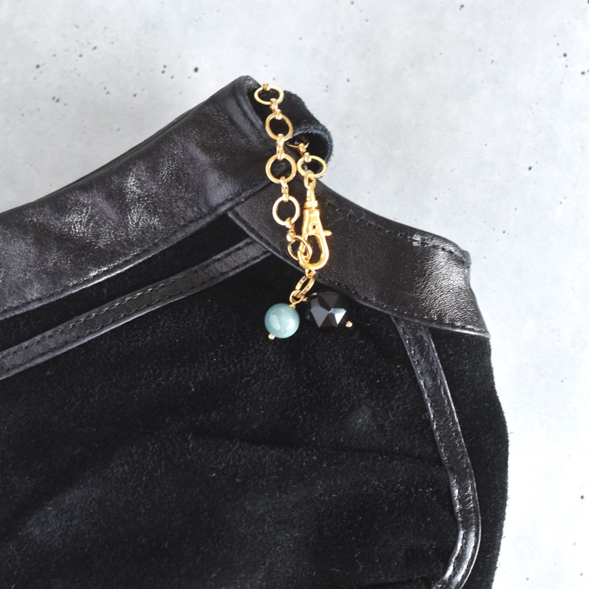 画像8: 秋の新作【選べる】AAAA　チベット産　天然モリオン(黒水晶）　と　本翡翠　お守り　スマホストラップ・バッグチャーム  (8)