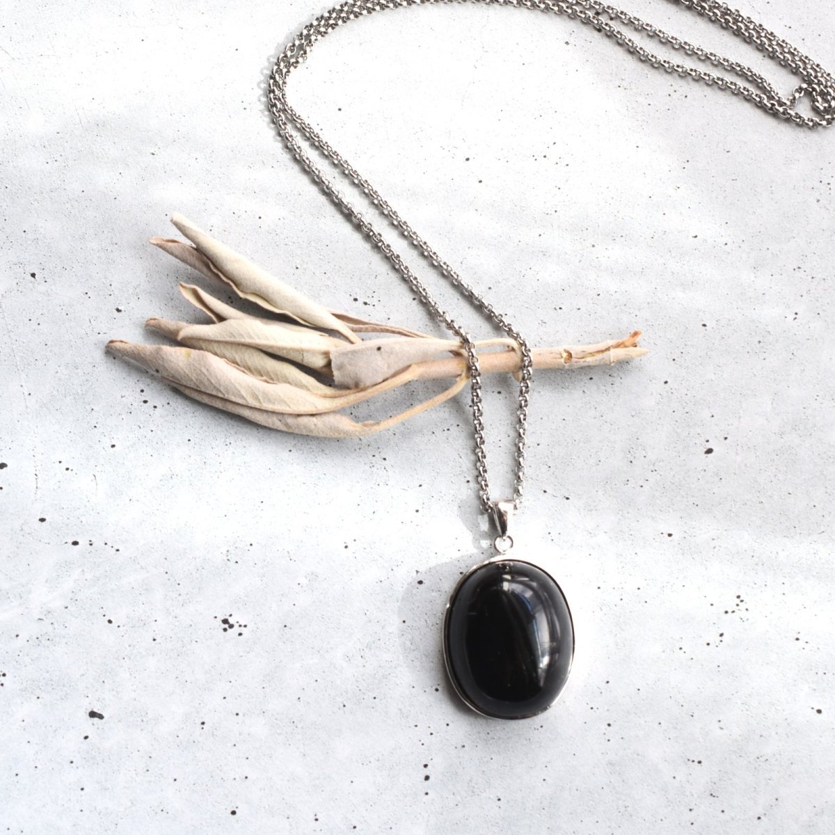 画像6: 秋の新作【数量限定・残り9】超大粒　チベット産モリオン(黒水晶）　サージカルステンレス　ロングネックレス  (6)