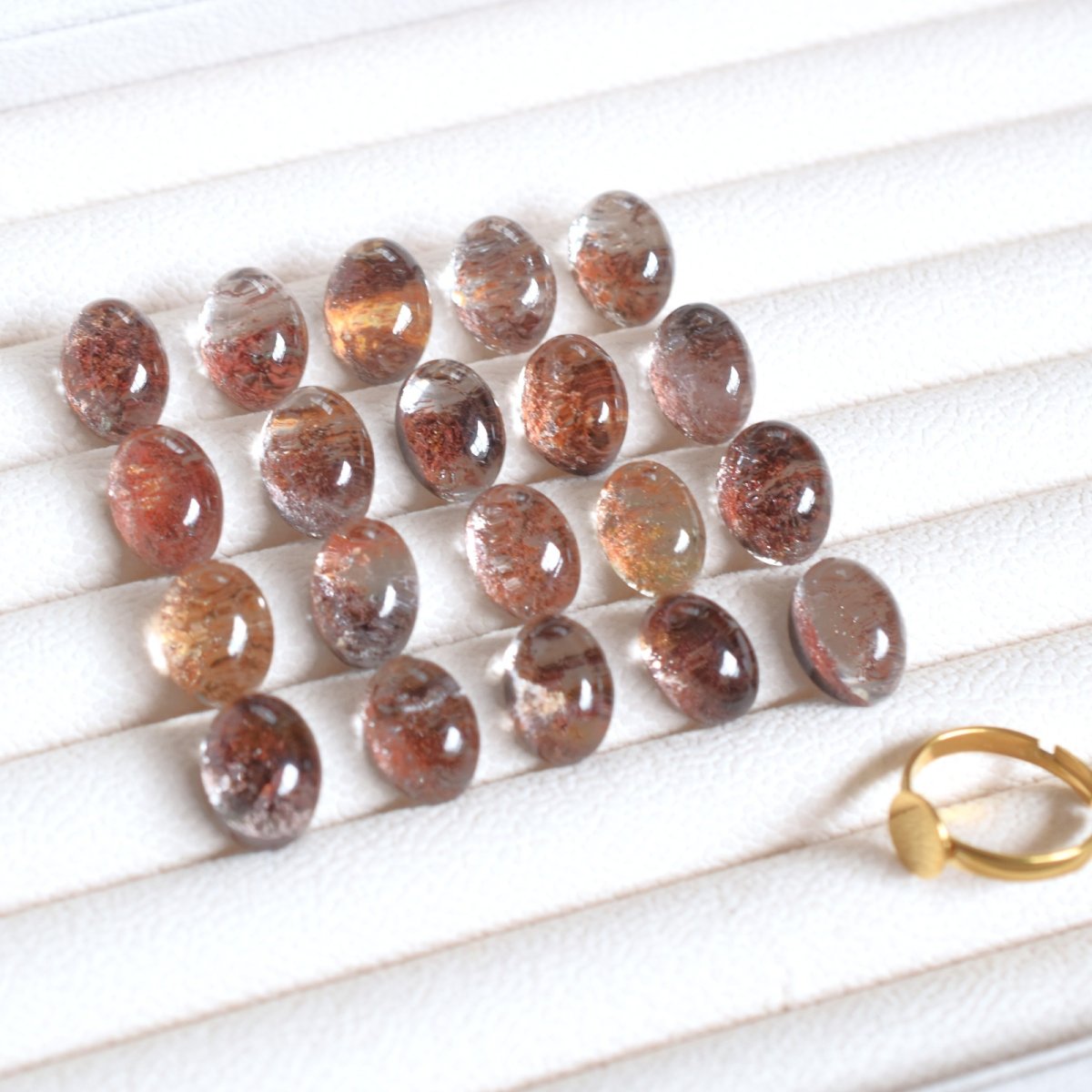 画像2: 秋の新作【選べる・12号〜】紅葉　ガーデンクォーツ　庭園クォーツ　サージカルステンレスリング(指輪）  (2)