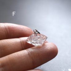 画像17:  秋の新作【選べる数量限定】大粒　横型　ハーキマーダイヤモンド　クォーツ　シルバー　サージカルステンレスネックレス40cm  (17)