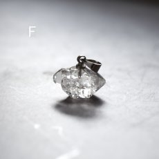 画像16:  秋の新作【選べる数量限定】大粒　横型　ハーキマーダイヤモンド　クォーツ　シルバー　サージカルステンレスネックレス40cm  (16)