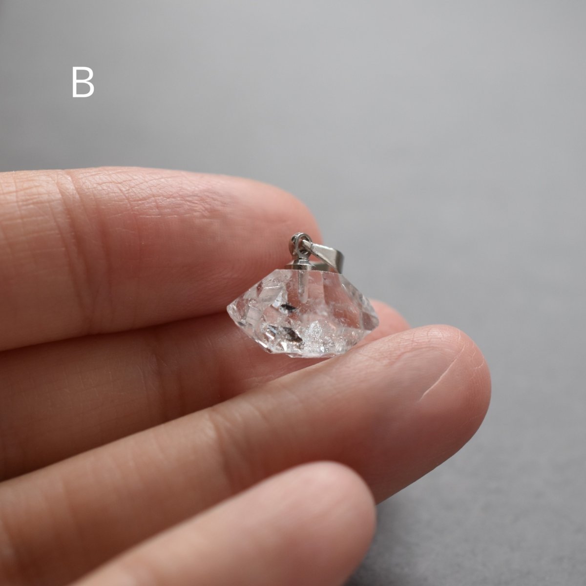 画像9:  秋の新作【選べる数量限定】大粒　横型　ハーキマーダイヤモンド　クォーツ　シルバー　サージカルステンレスネックレス40cm  (9)