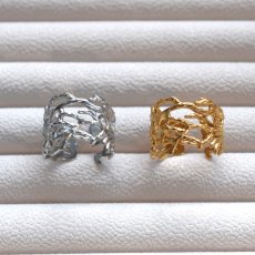 画像11: 秋の新作【金属アレルギー対応・フリーサイズ】クラウン小枝　サージカルカルステンレスリング(指輪・イヤーカフ）  (11)