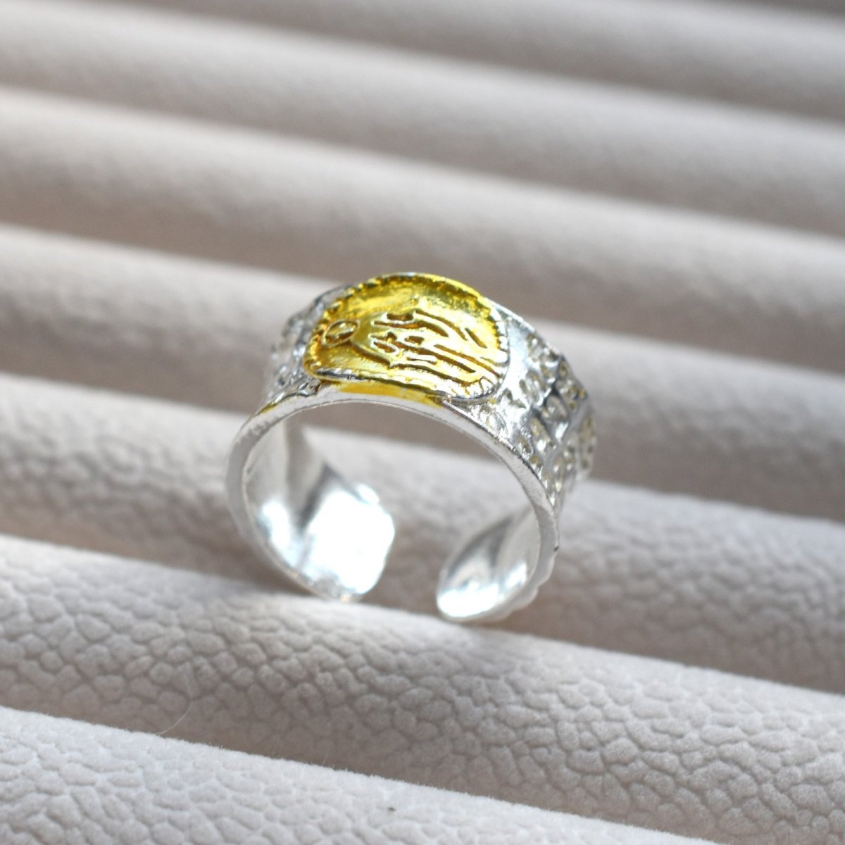 画像4: 秋の新作【数量限定・フリーサイズ】マリアメダイ　祈りのリング　SV925(指輪・シルバー）  (4)