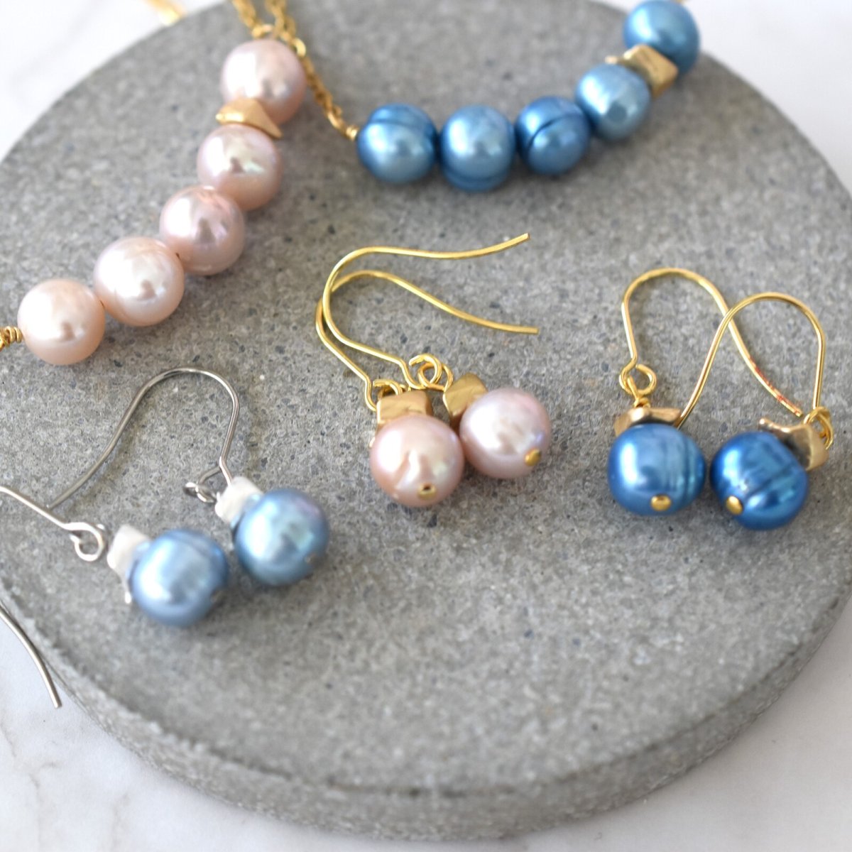 画像1: 【選べる】一粒　カラー　淡水パール　メタルビーズ　サージカルステンレスピアス  (1)