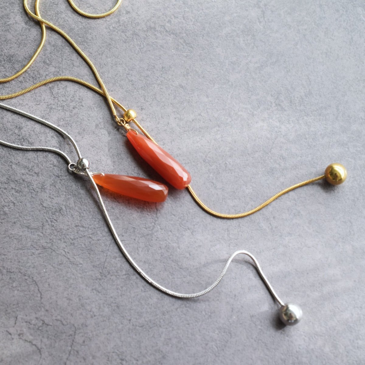 画像10: 新作【数量限定】ブラッドオレンジカーネリアン　Y字　サージカルステンレス　ロングネックレス（シルバー・ゴールド） (10)