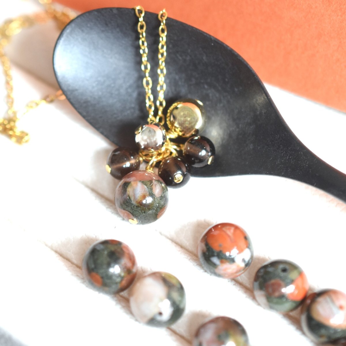 画像5: 冬の新作【数量限定】希少石　ナンホーン瑪瑙　オーナメント風　メタルボール　サージカルステンレスネックレス40cm  (5)