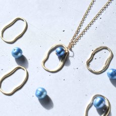 画像1: 新作入荷【数量限定・12点】ブルー淡水パール　オーバルリング　サージカルステンレスロングネックレス60cm  (1)