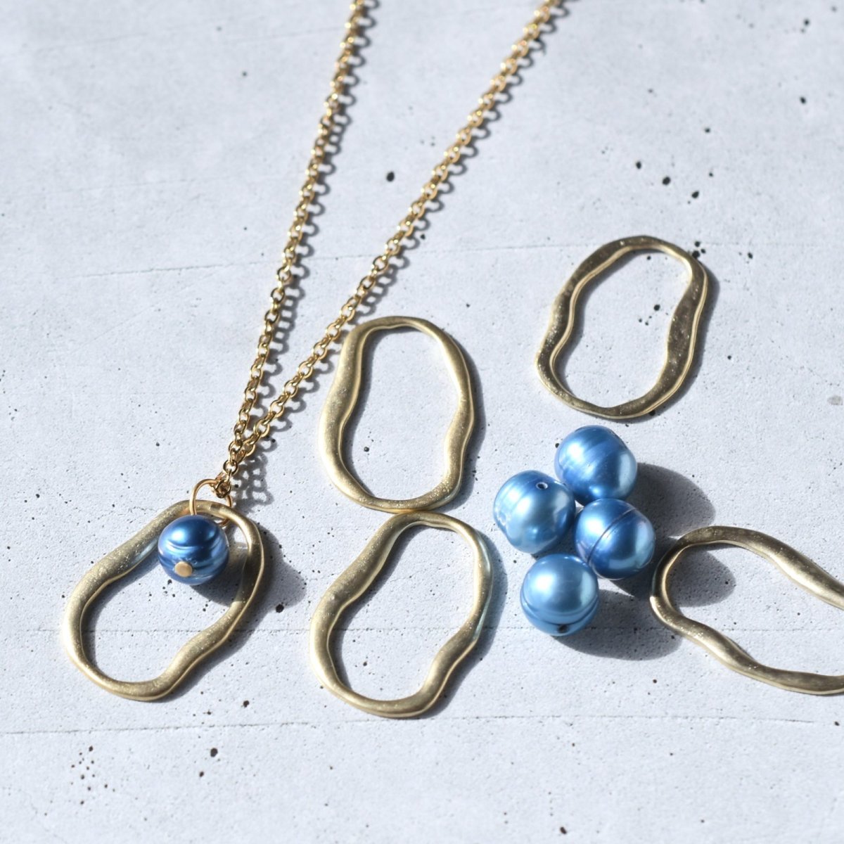 画像3: 新作入荷【数量限定・12点】ブルー淡水パール　オーバルリング　サージカルステンレスロングネックレス60cm  (3)