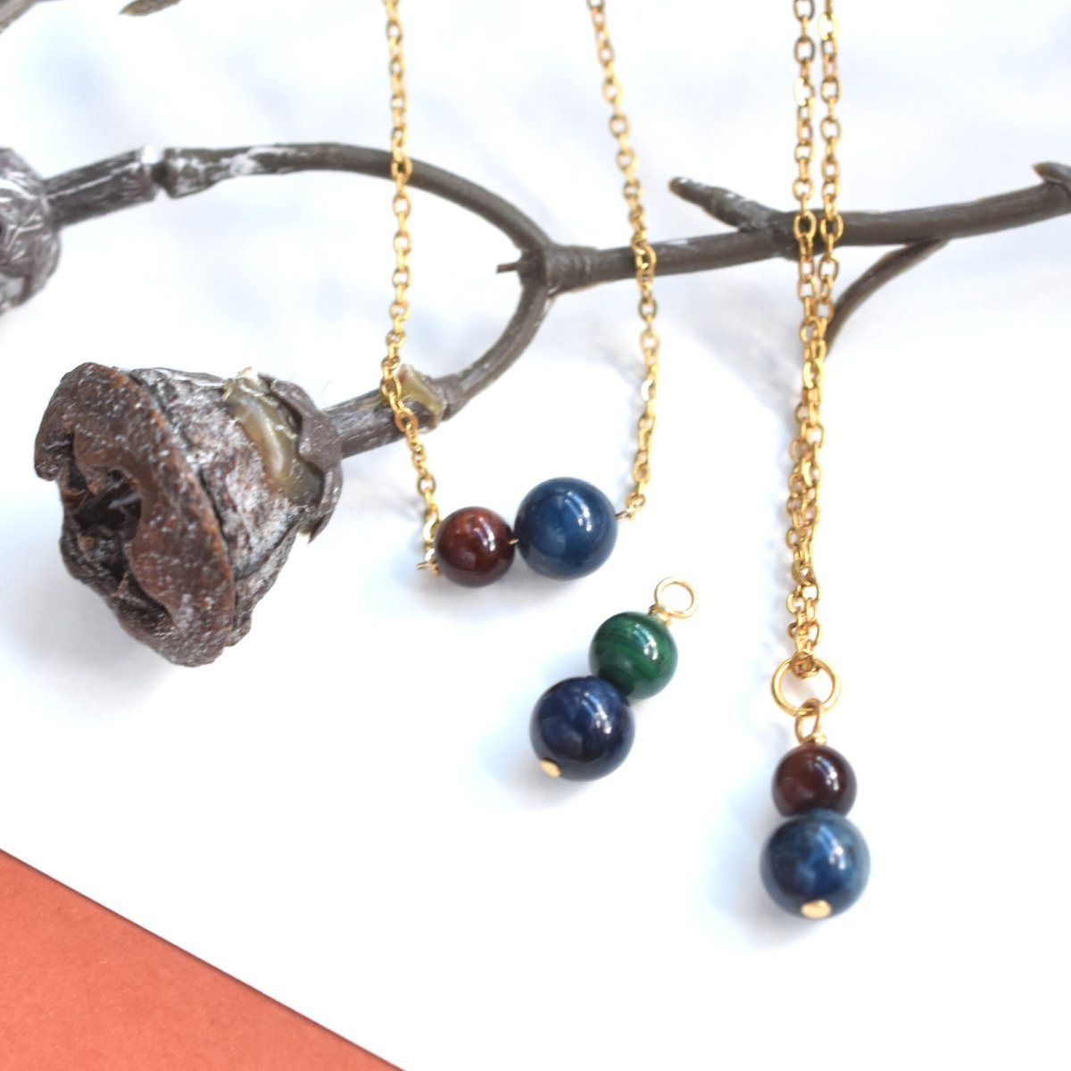 画像7: 冬の新作【数量限定】超希少　ブルー　スギライト　双子粒　ライン　サージカルステンレスネックレス   (7)