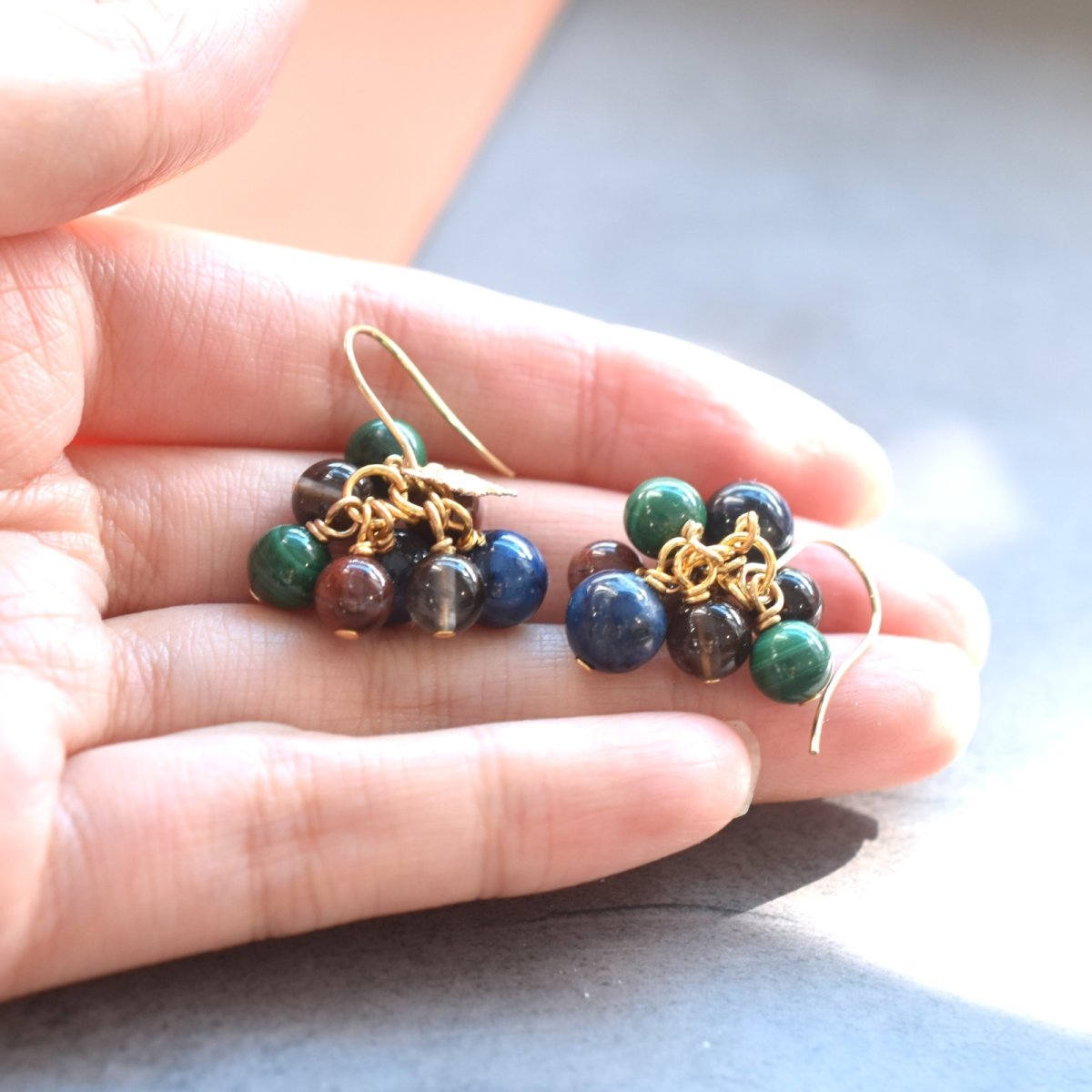 画像6: 冬の新作【数量限定】超希少　ブルー　スギライト　つぶつぶ　ボリューム　サージカルステンレスピアス  (6)