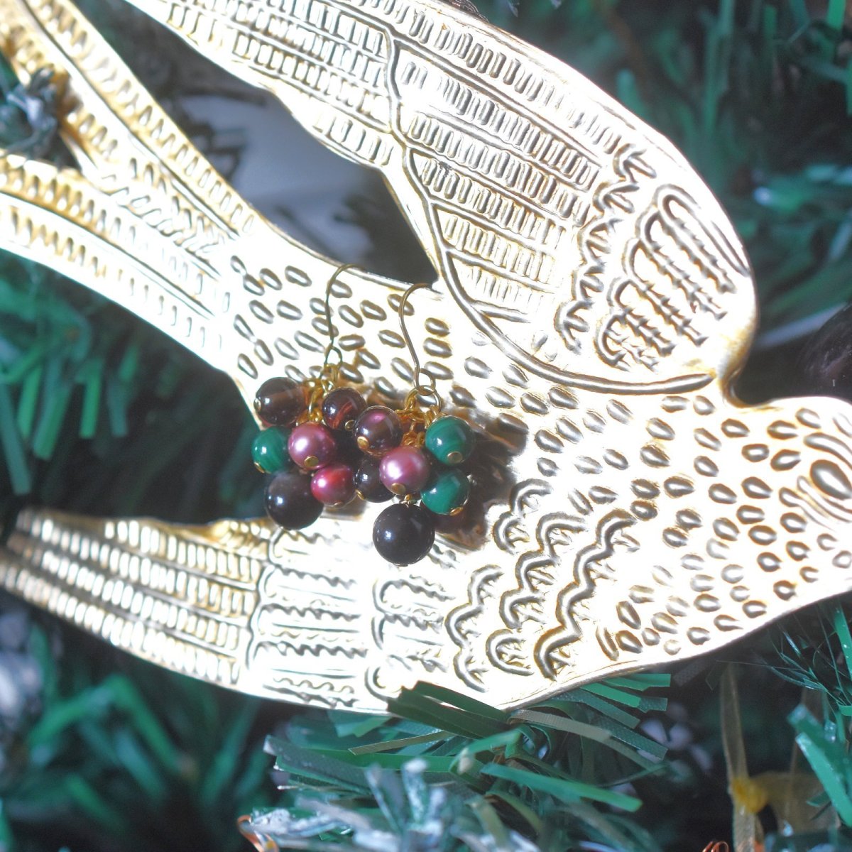 画像7: 冬の新作【数量限定】大人の色合い　オーナメント風　ボリューム　天然石パール　サージカルステンレスピアス   (7)