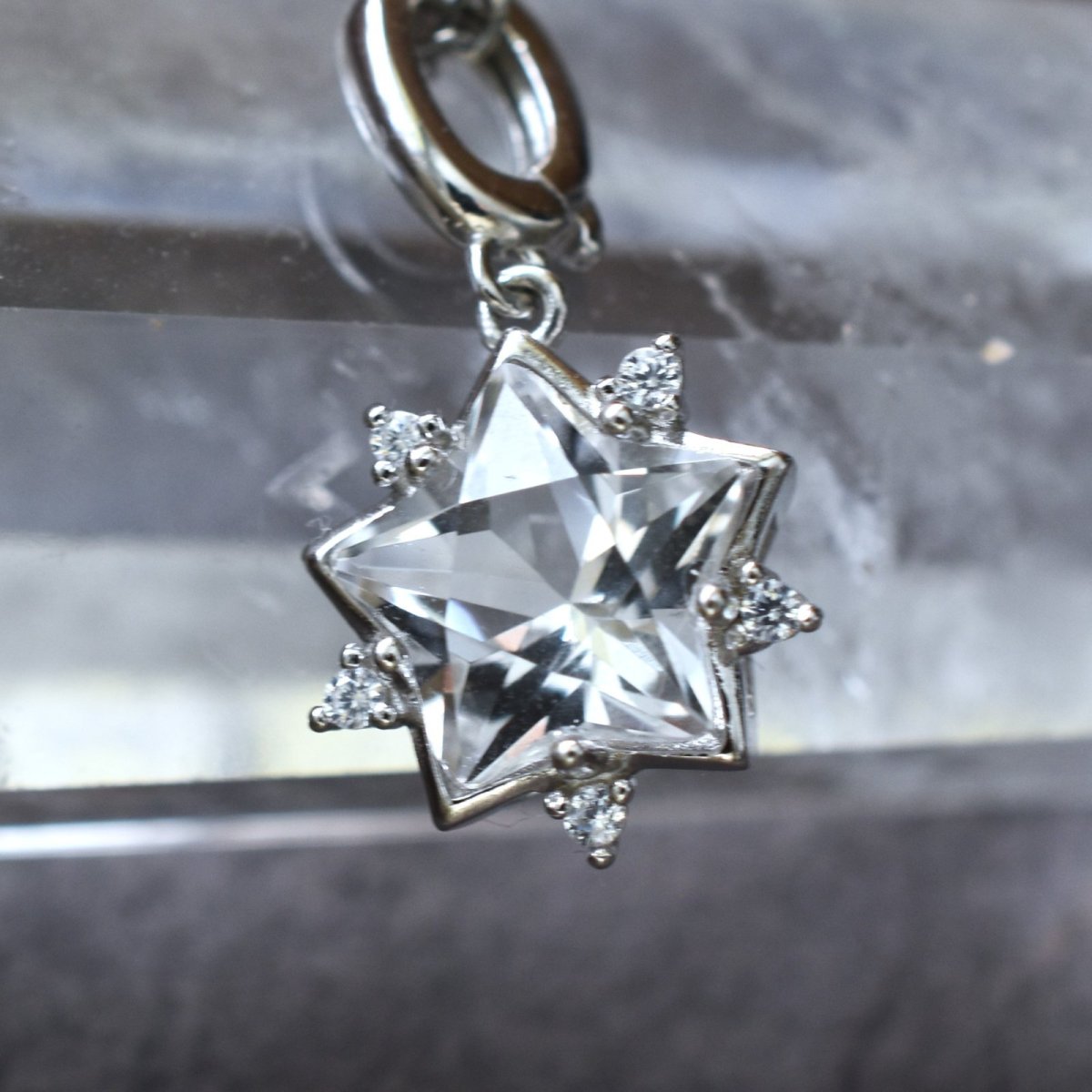 画像3: 冬の新作【限定２】宝石質　クリスタル　スター　ジェムカット　ペンダント　シルバー　サージカルステンレスネックレス (3)