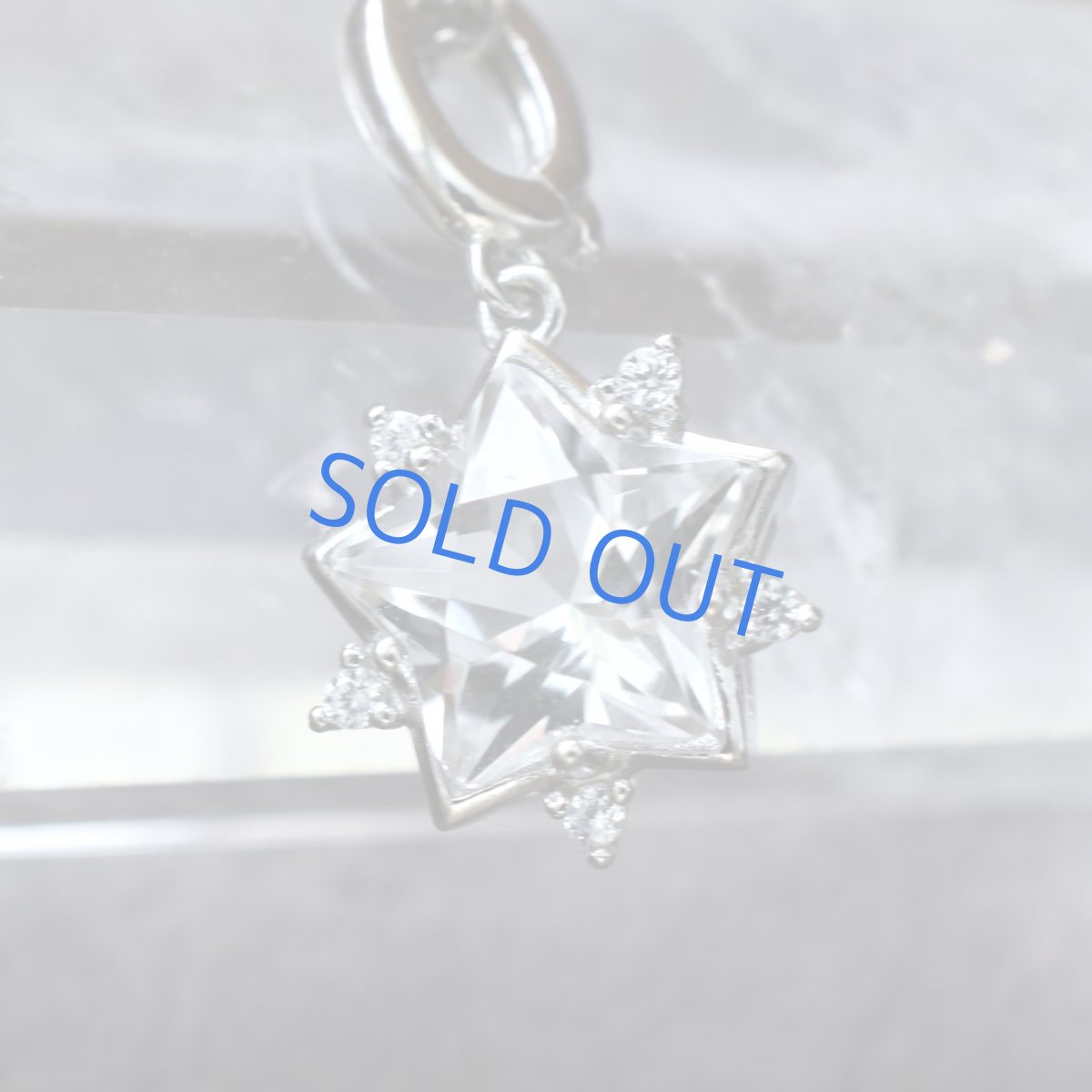 画像3: 冬の新作【残り１】宝石質　クリスタル　スター　ジェムカット　ペンダント　シルバー　サージカルステンレスネックレス (3)