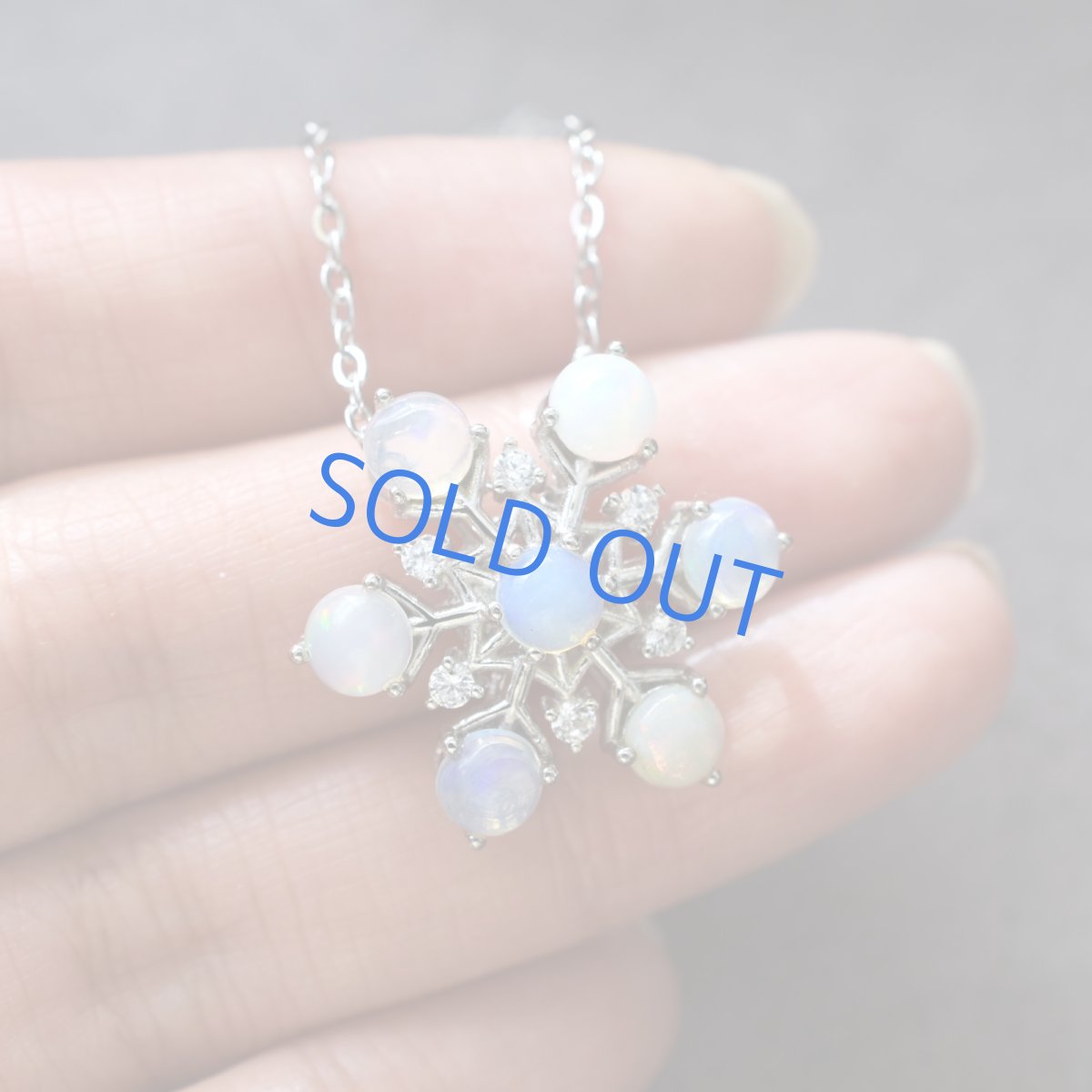 画像3: 冬の新作【1点物】大粒　雪の結晶　エチオピアンオパール　ペンダント　シルバー　サージカルステンレスネックレス (3)