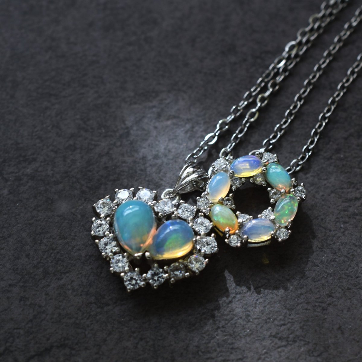 画像2: 冬の新作【選べる・各限定２】エチオピアンオパール　ペンダントトップ　サージカルステンレスネックレス  (2)