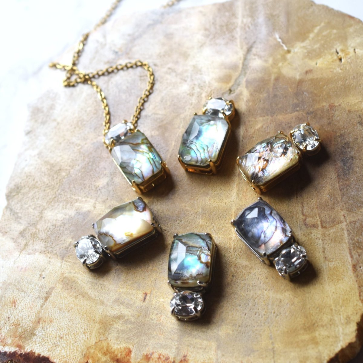 画像5: 特別価格【残り2・1点もの】香水　フレーム　アバロンシェルクリスタル　×　クリスタルガラス　サージカルステンレスネックレス  (5)