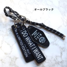 画像2: 人気黒色新追加！【限定・選べる】男女兼用！クラシックカラー　コード×アクリル　カラビナ　バッグチャーム  (2)