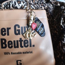 画像9: 冬の新作【数量限定】LOVE＆ハート　レッドアベンチュリン　カラビナ　ハンドストラップ・バッグチャーム  (9)