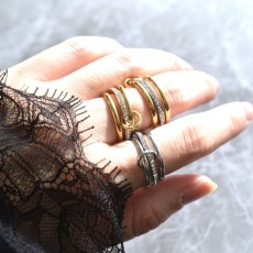 画像15: 新春の新作【金属アレルギー対応・13号】エタニティーリング　多連　サージカルステンレスリング(指輪）  (15)