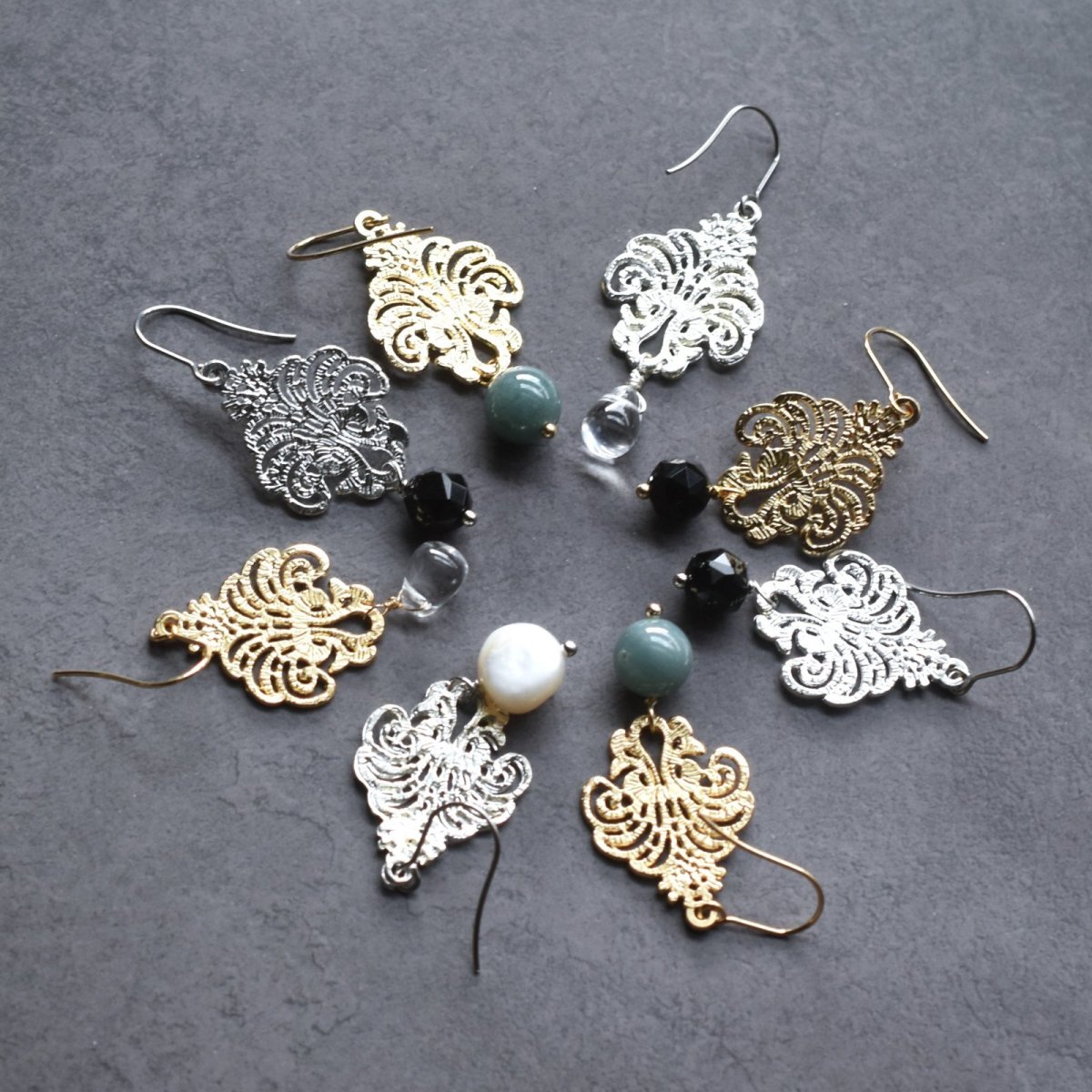 画像2: ひとめぼれ新作2026【選べる】シャンデリアレース　　翡翠・モリオン・パール・クリスタル　サージカルステンレスピアス  (2)