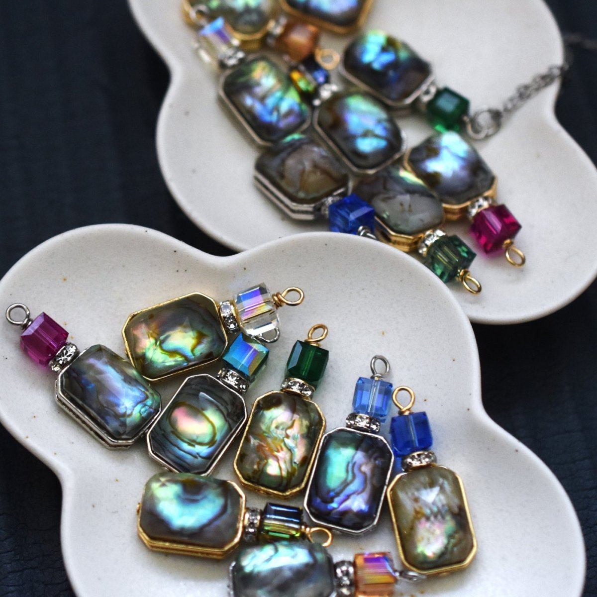 画像14:  春の新作【選べる・各1点もの】香水ボトル　アバロンシェル　×　カラー　クリスタルガラス　サージカルステンレスネックレス  (14)