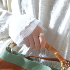 画像11: 春の新作【金属アレルギー対応】大粒　淡水パール　オーバル　SV・サージカルステンレス(指輪）  (11)