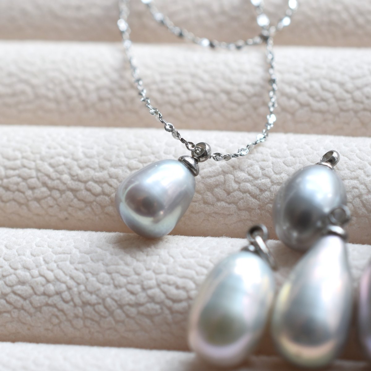 画像15:  春の新作【選べる】大粒　AAAAランク　グレーシルバー　淡水パール　ドロップ　サージカルステンレスネックレス  (15)