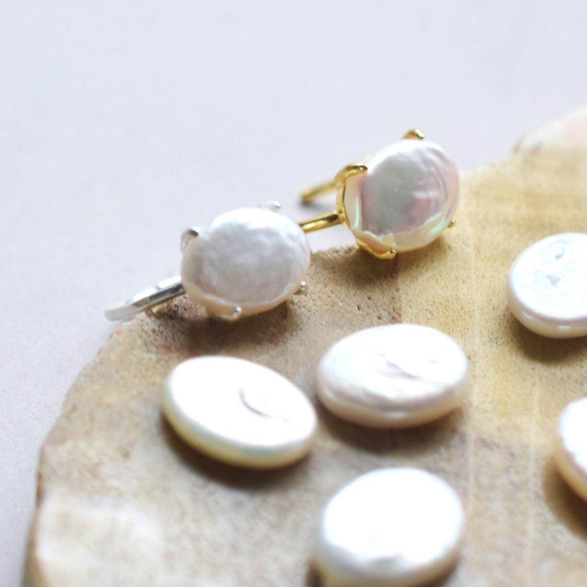 画像12: 春の新作【金属アレルギー対応】大粒　淡水パール　オーバル　SV・サージカルステンレス(指輪）  (12)