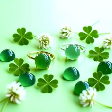 画像1: 春の新作【金属アレルギー対応】クローバーグリーン　グリーンオニキス　　SV・サージカルステンレス(指輪） (1)