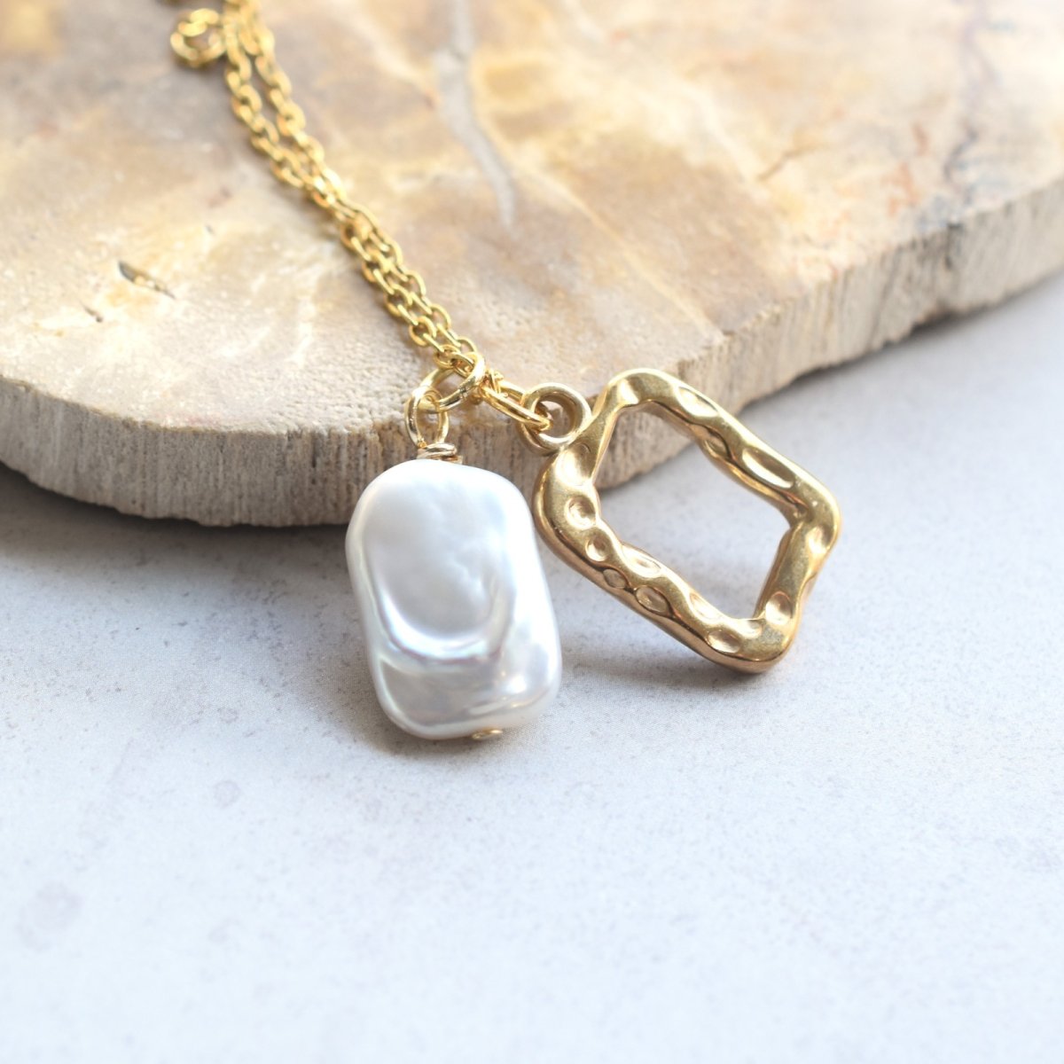 画像5:  春の新作【選べる】シンプル♪　淡水パール＆チャーム　長方形　サージカルステンレスネックレス  (5)