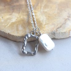 画像8:  春の新作【選べる】シンプル♪　淡水パール＆チャーム　長方形　サージカルステンレスネックレス  (8)