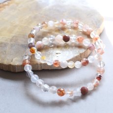 画像9: 人気完売品再入荷！【限定13】新年度お守りに♪　レッド系　ヒマラヤ　パールヴァティー渓谷産　マニカラン水晶ブレスレット  (9)