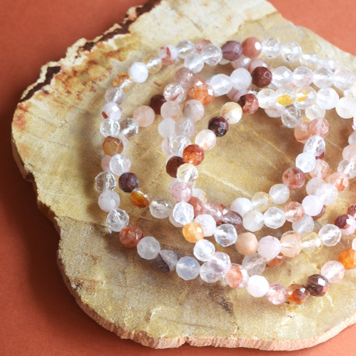 画像11: 人気完売品再入荷！【限定13】新年度お守りに♪　レッド系　ヒマラヤ　パールヴァティー渓谷産　マニカラン水晶ブレスレット  (11)