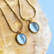 画像1:  新カラー再入荷！【限定数】アクアマリンカラー　ブルーキャッツアイクォーツ　サージカルステンレス　ネックレス (1)