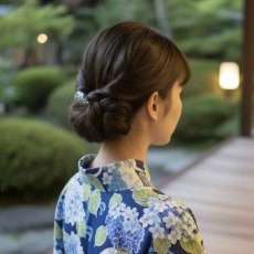 画像1: Ceema特集掲載【1点もの・選べる・Mサイズ】ニュージーランド産　パウア貝　ポニーフック（ヘアゴム用）   (1)