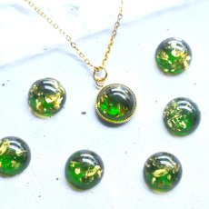 画像1: Creema特集掲載【新色再入荷】メロンソーダカラー　大粒　グリーン＆イエロー　アンバー　クラック入り　カボション　サージカルステンレスネックレス (1)