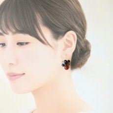 画像10: マティス　赤のシリーズ【イヤリング可】レッドアゲート　天然石ブーケ　サージカルステンレスピアス (10)