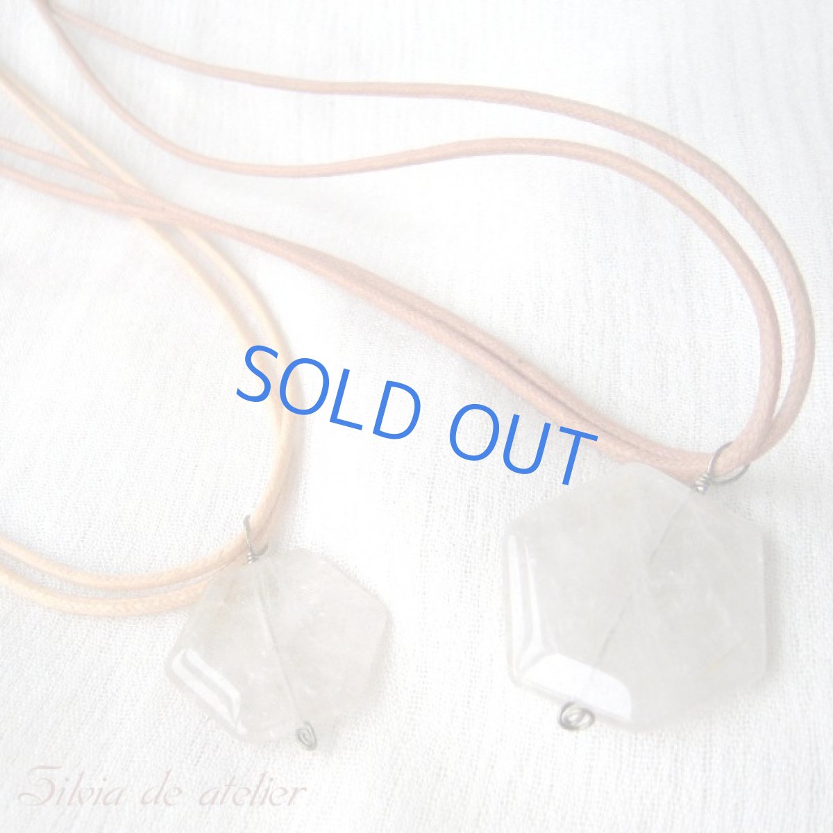 画像2: ルチルクォーツラフタンブル コットンコードロングネックレス (2)